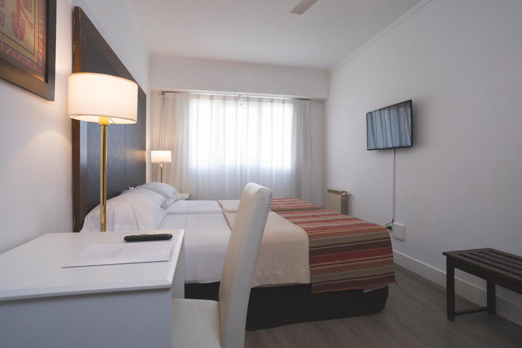 Hotel Tolosa Puerto Madryn Room photo