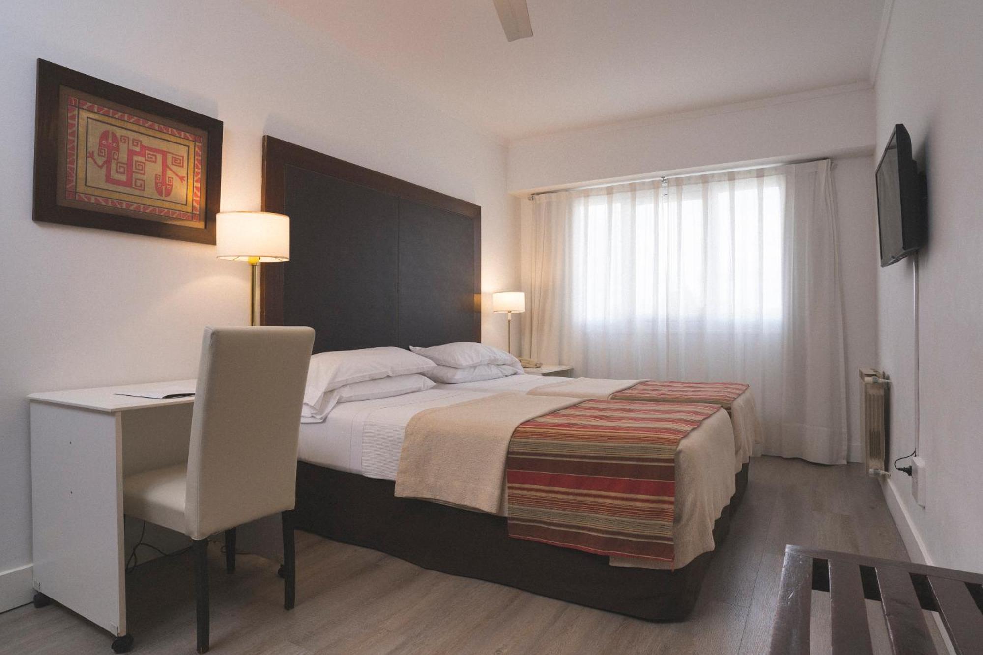 Hotel Tolosa Puerto Madryn Room photo